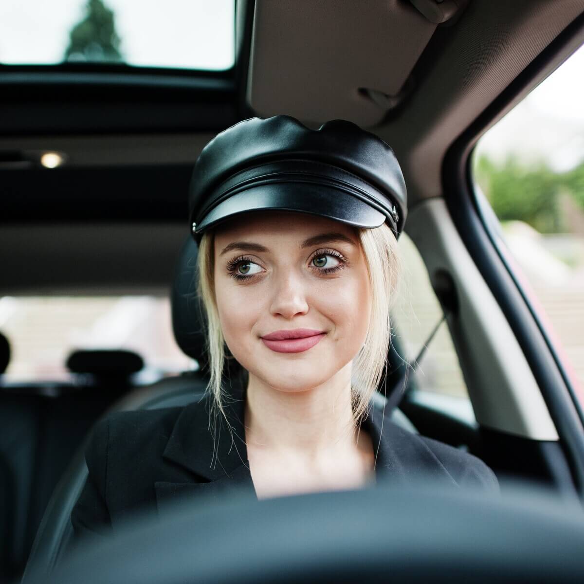portrait of beautiful blonde sexy fashion woman mo RYPN8CS safedriver beograd